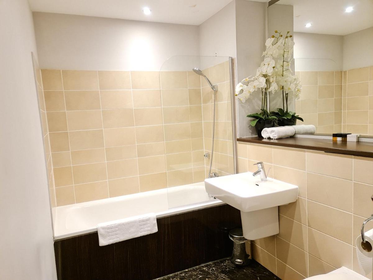 Vcity Aparthotels Glasgow Central מראה חיצוני תמונה
